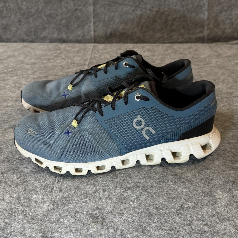 On Running Cloud X 3 Pewter White Size 9 Athletic Training Running Walking Shoes